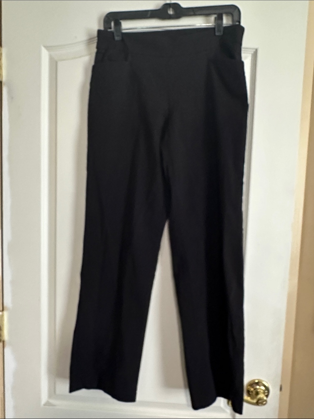 Time and Tru women’s classic professional Black Straight-Leg Dress Pants